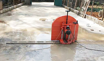 墻體切割作業時如何正確操作切割機？